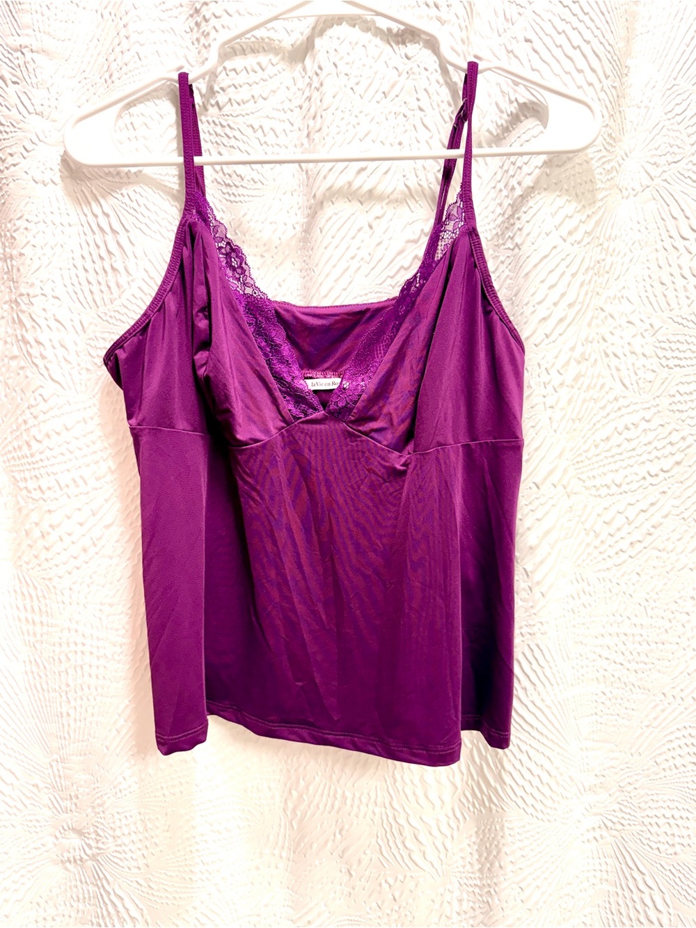 NWOT Super Soft La Vie En Rose Purple Lace-Trim Camisole Size Large